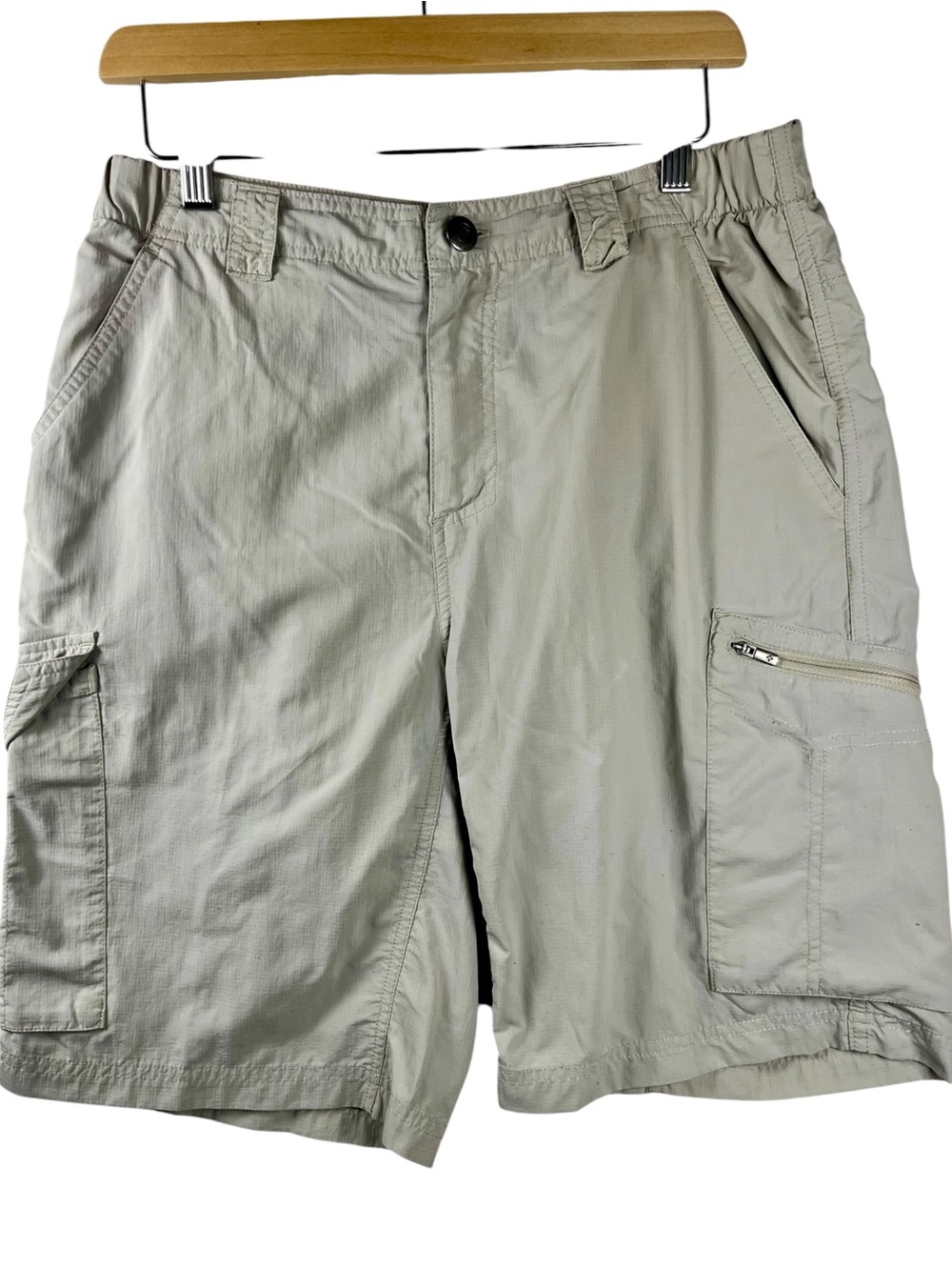 RColumbia Omni- ShadeMen's Cargo Shorts in Light Khaki - size 30 - Picture 8 of 8